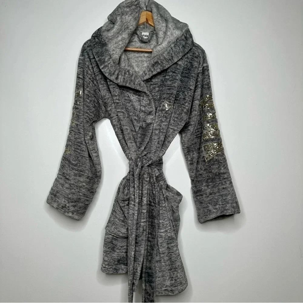 Victorias Secret PINK Gray Gold Sequin Plush Robe Size XS/S - Picture 3 of 11